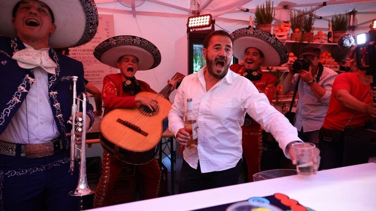 découvrez l'amende qui pèse sur josé garcia concernant son vin rosé. plongez dans les détails de cette affaire et ce qu'elle signifie pour les amateurs de vin. ne manquez pas cette analyse captivante sur l'impact d'une dérive judiciaire sur la passion vinicole.