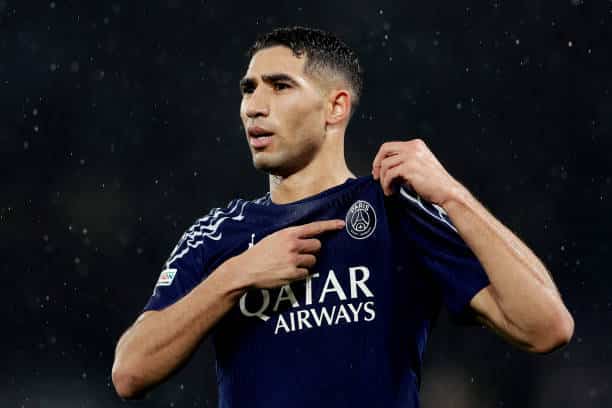 découvrez le nouveau chapitre d'achraf hakimi, où il partage la scène avec des stars du football. plongez dans l'univers passionnant de cet athlète talentueux et ses nouvelles aventures sportives.