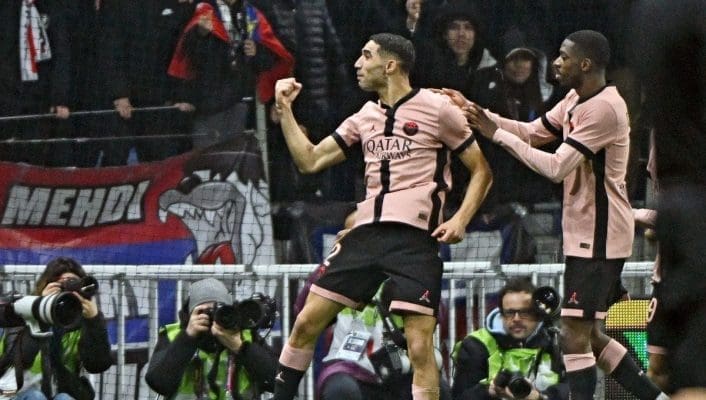 découvrez le nouveau chapitre fascinant d'hakimi aux côtés de stars éclatantes. plongez dans les coulisses d'une carrière en pleine ascension et explorez les moments marquants de sa vie professionnelle, enrichie par la rencontre de personnalités influentes du monde du football.