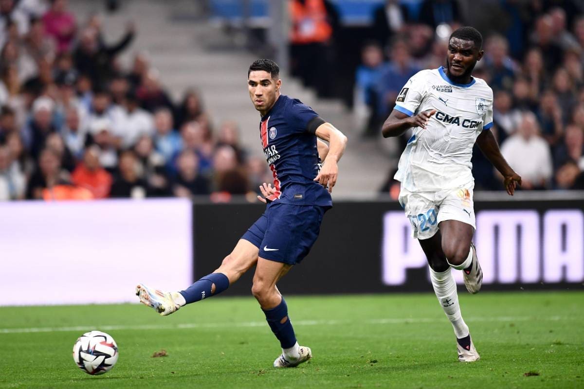 découvrez le parcours exceptionnel d'achraf hakimi au paris saint-germain, ses performances sur le terrain, son impact dans l'équipe et son rôle clé dans la quête de titres. plongez dans l'univers du football avec l'un des joueurs les plus prometteurs du moment.