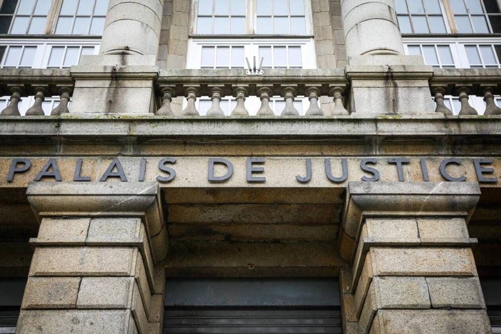 découvrez les subtilités des systèmes ponzi en bretagne, une analyse des enjeux financiers et des histoires locales qui entourent les arnaques à l'investissement. informez-vous pour protéger vos finances et éviter les pièges.
